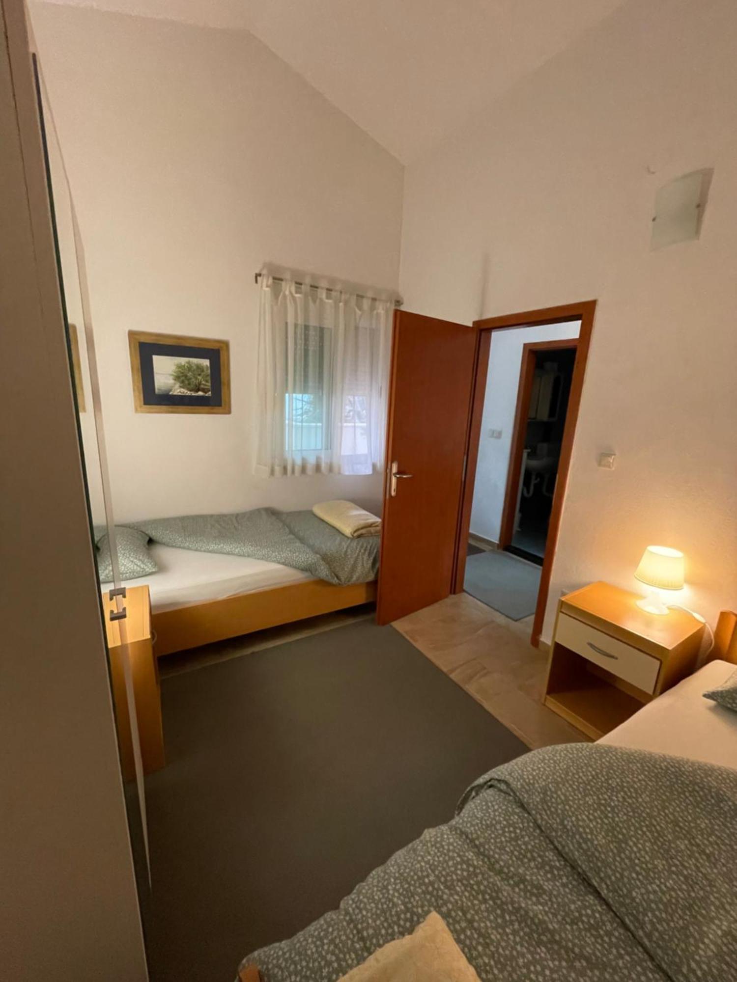 Apartments Leko Жуляна Екстер'єр фото